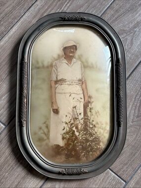 Antique 1920’s CONVEX Chromotype Picture Bubble Curved Glass Vintage Photo Frame